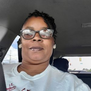 Meet your Posher, Taryn